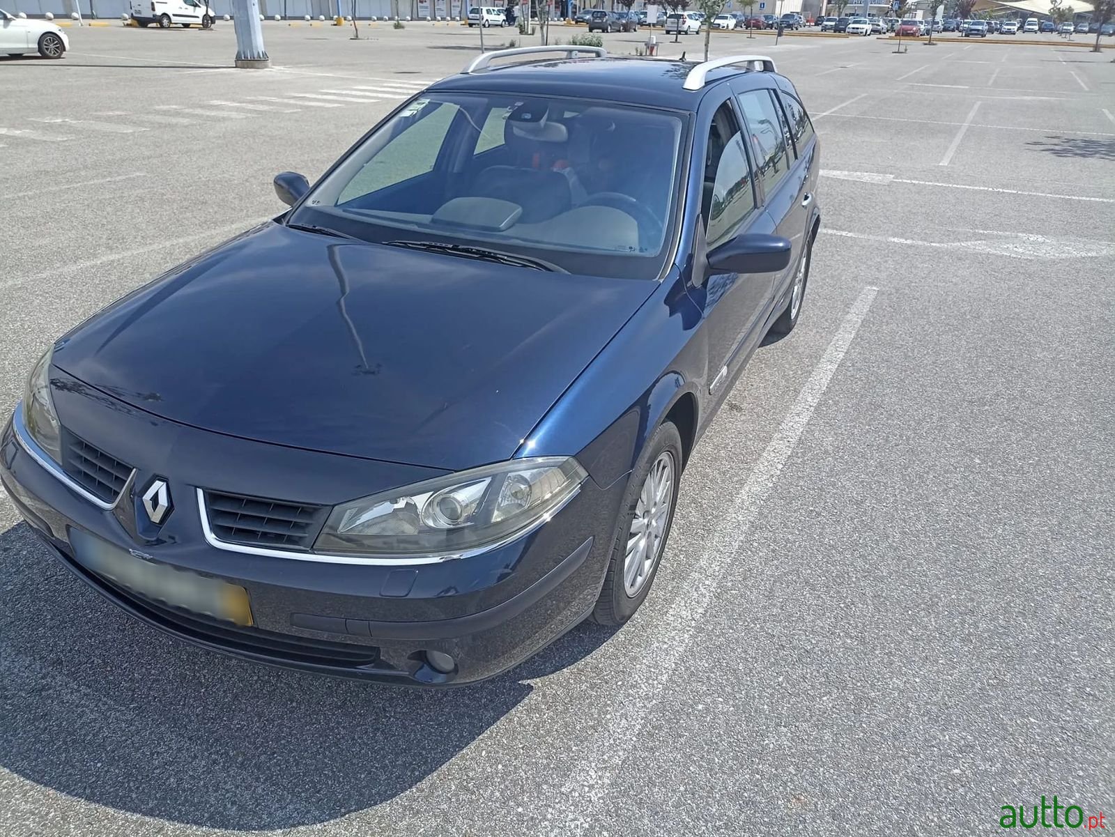 2007' Renault Laguna Break photo #2