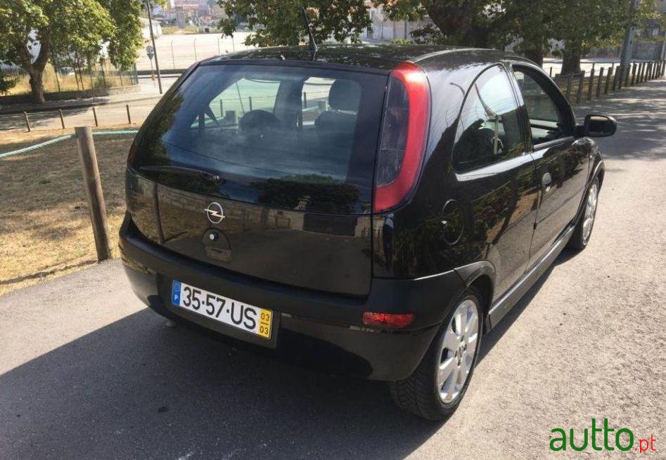2003' Opel Corsa 1.2 16V Sport photo #2
