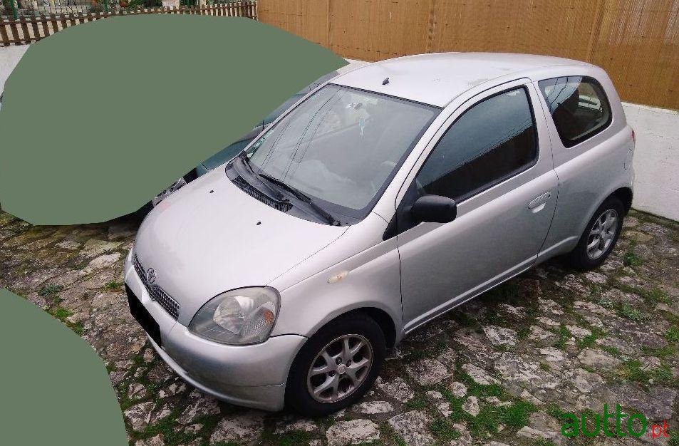 2001' Toyota Yaris 1.0 Vvti photo #2