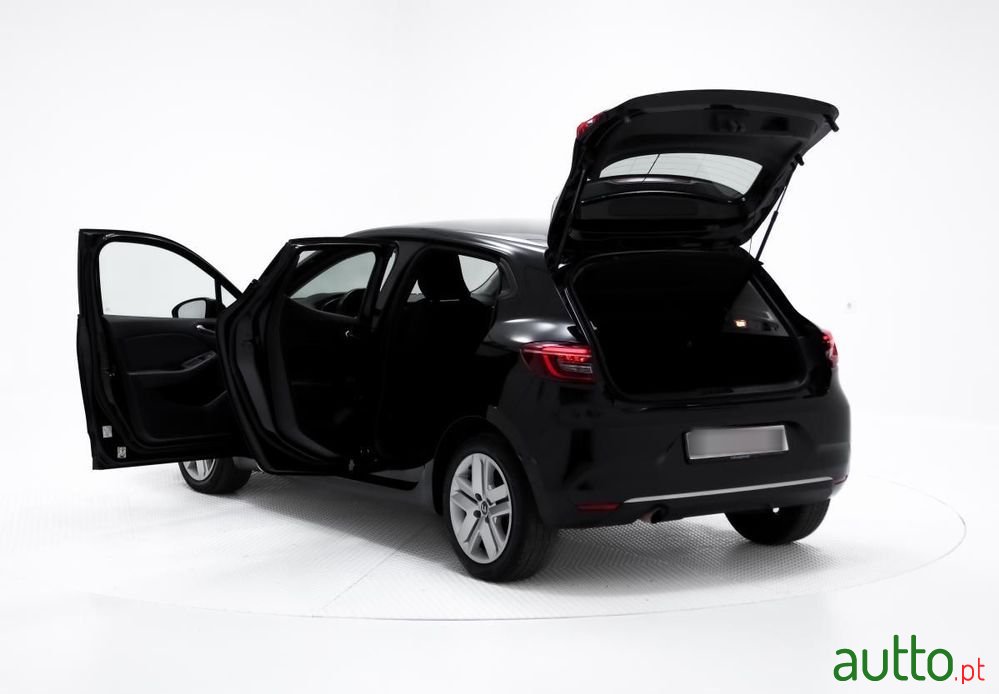 2020' Renault Clio photo #5