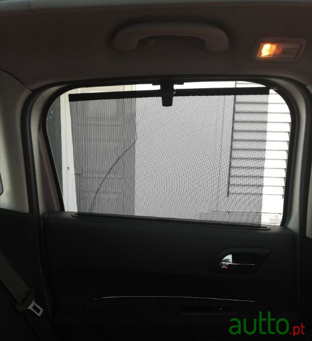 2009' Peugeot 3008 Sport photo #4