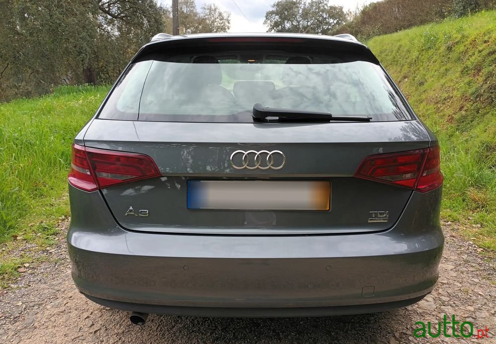 2014' Audi A3 Sportback photo #5