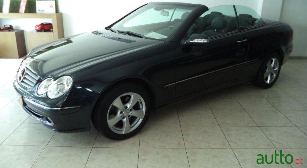 2004' Mercedes-Benz CLK 200 Elegance photo #3