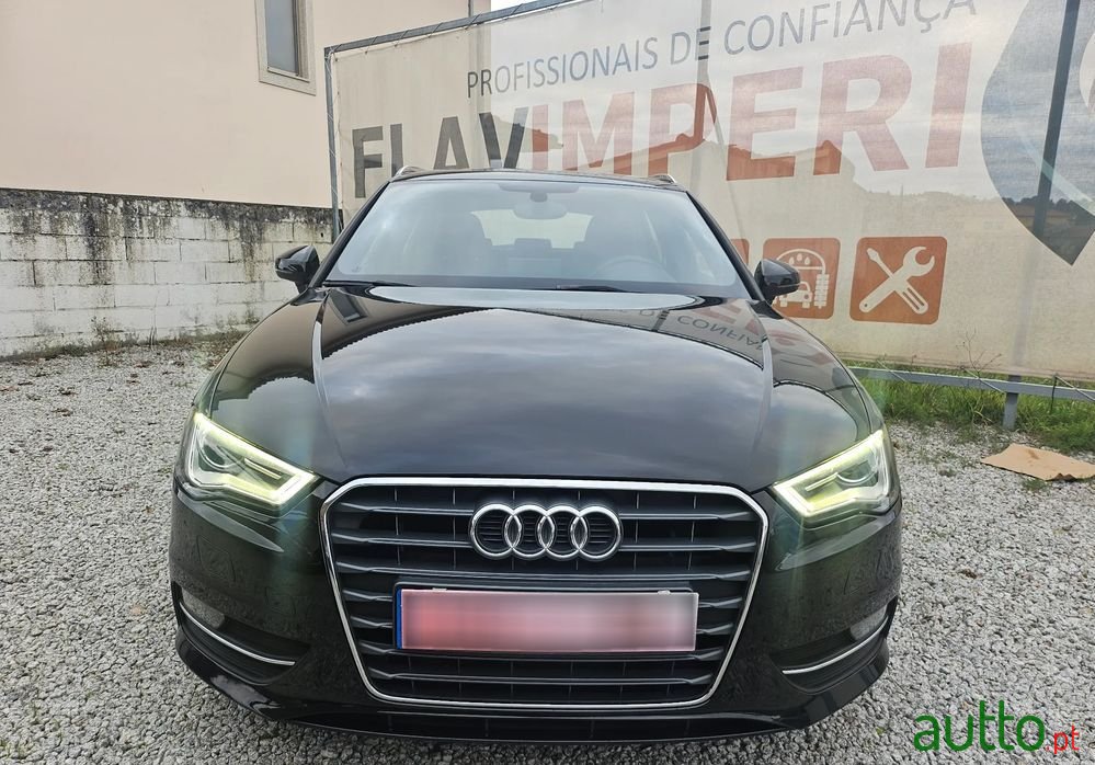 2014' Audi A3 Sportback photo #2