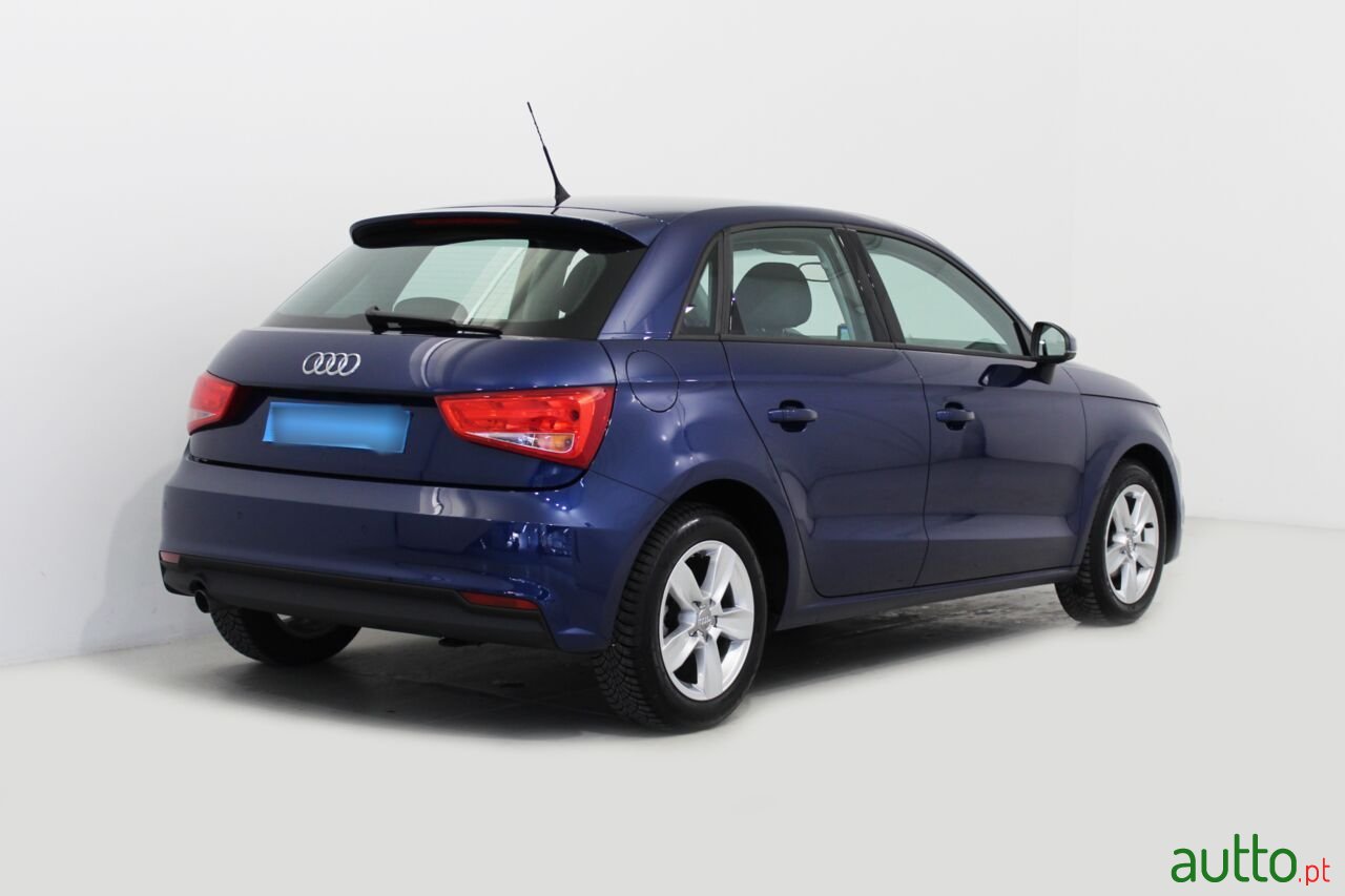 2018' Audi A1 Sportback photo #2