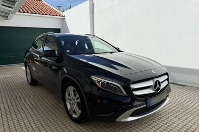 2015' Mercedes-Benz Classe Gla