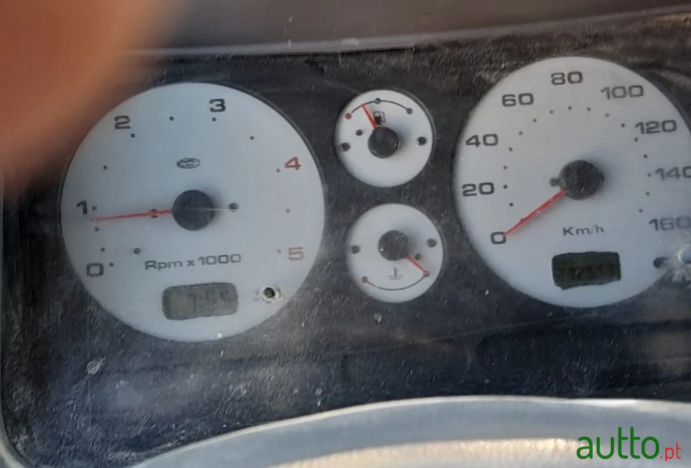 2003' Nissan Cabstar photo #5