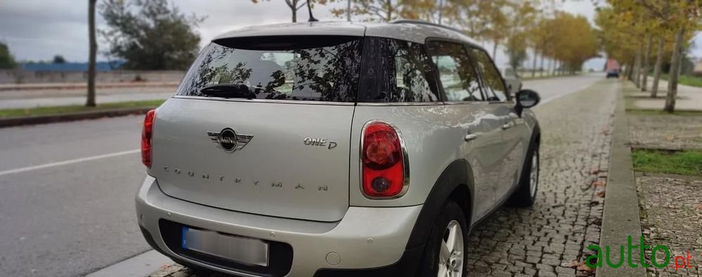 2014' MINI Countryman One D photo #6