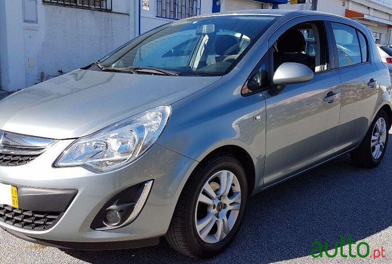 2011' Opel Corsa Enjoy photo #1