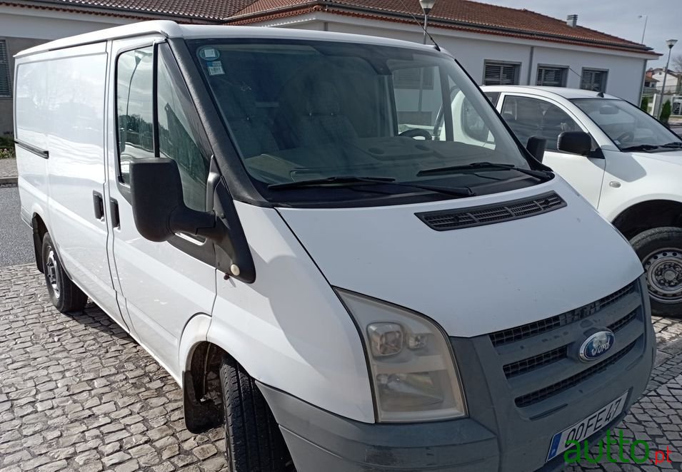 2008' Ford Transit photo #4