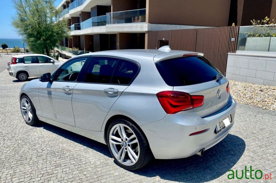 2015' BMW 116 D Sport Gps / Jll 18 photo #3