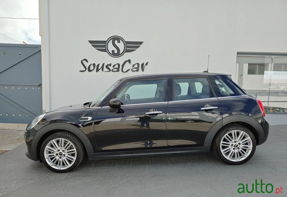 2018' MINI One photo #4