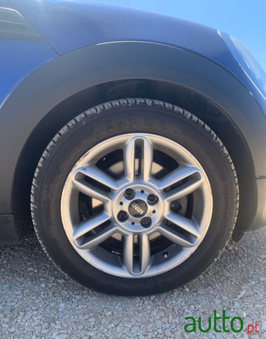 2013' MINI Cabrio photo #4