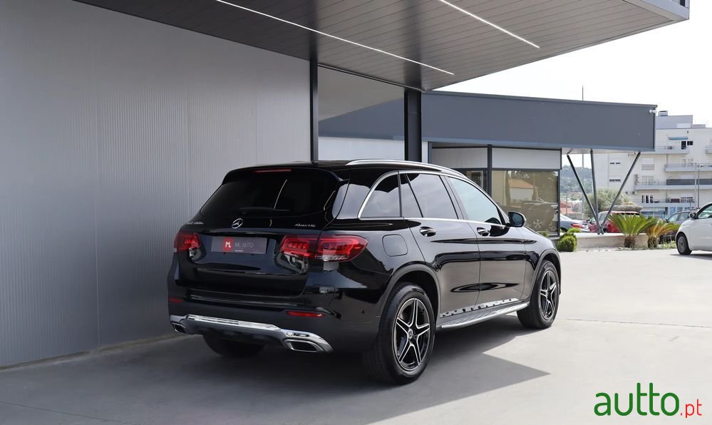 2021' Mercedes-Benz Classe Glc E 4Matic photo #3