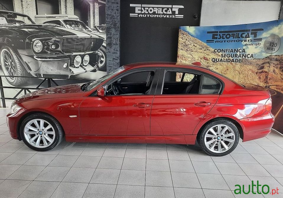 2010' BMW 316 photo #5