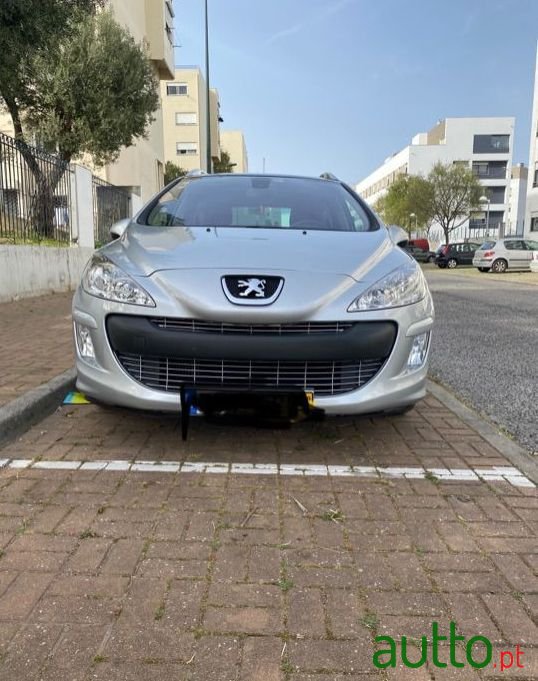 2009' Peugeot 308 Sw photo #3