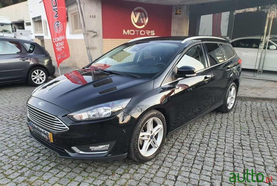 2017' Ford Focus Sw photo #2