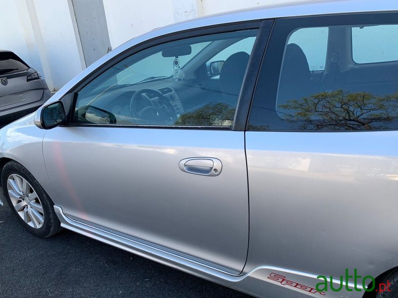 2004' Honda Civic 1.4 Sport photo #2