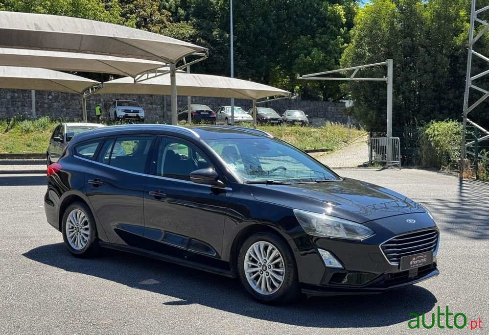 2020' Ford Focus Sw photo #1