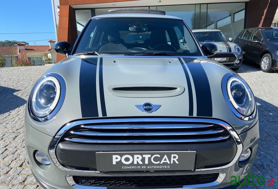 2015' MINI One photo #2