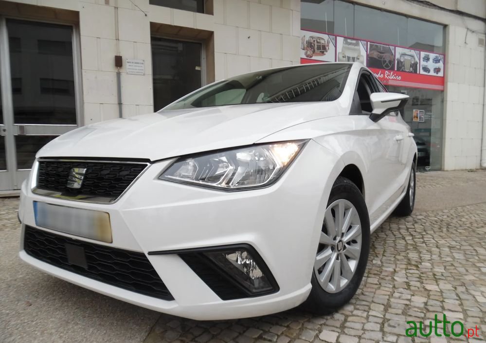 2019' SEAT Ibiza 1.0 Style photo #1