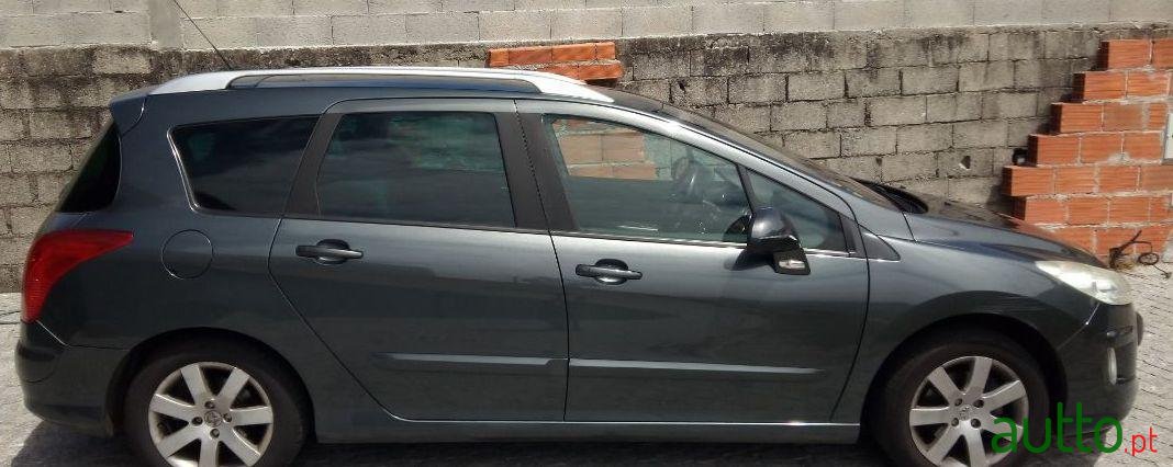2010' Peugeot 308 Sw photo #1