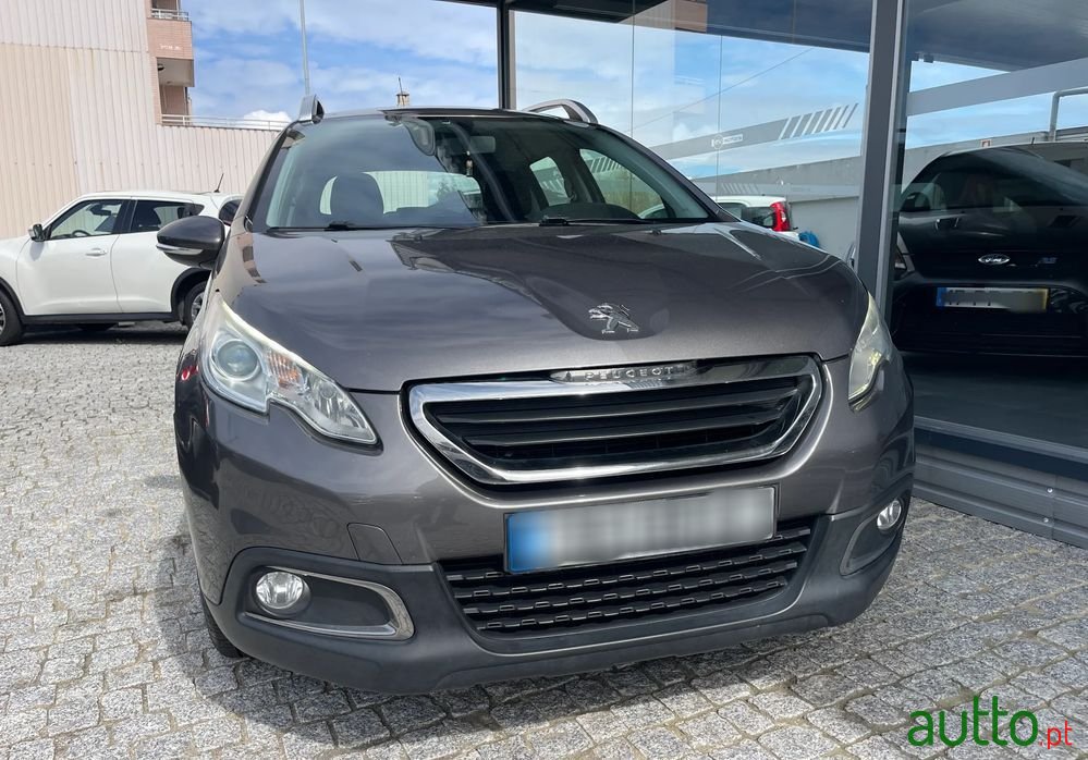 2014' Peugeot 2008 1.6 E-Hdi Active photo #3