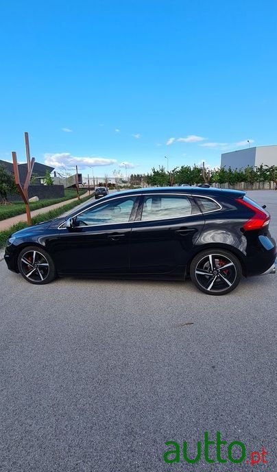 2014' Volvo V40 photo #4
