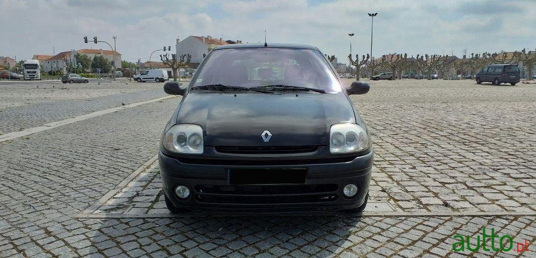 2000' Renault Clio Rxe 1.2 photo #2