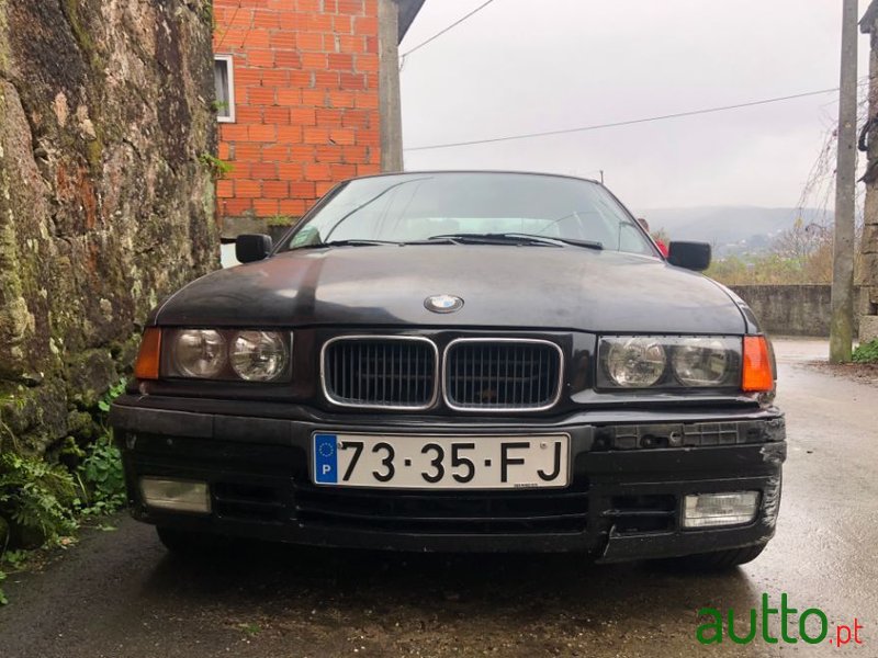 1995' BMW 318 photo #1