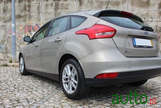 2016' Ford Focus photo #6