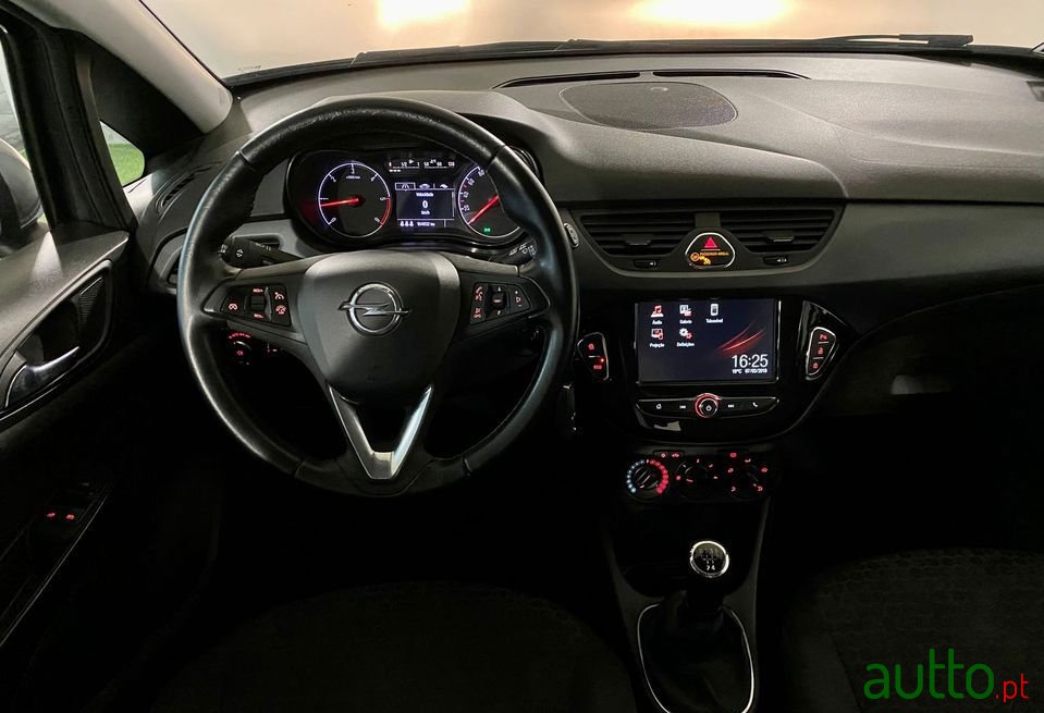 2017' Opel Corsa photo #2