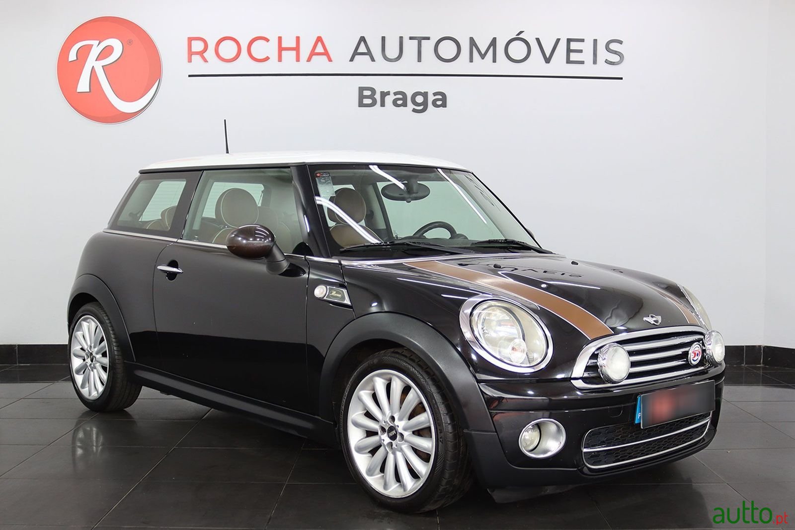 2010' MINI Cooper photo #3