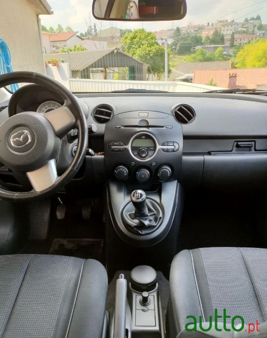 2007' Mazda 2 Sport photo #6