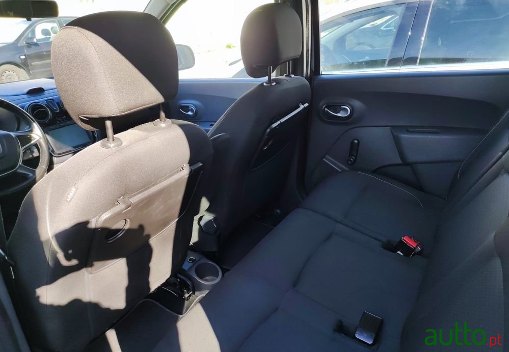2020' Dacia Lodgy photo #4