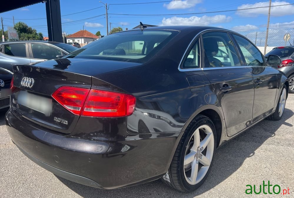 2008' Audi A4 2.0 Tdi S-Line photo #6