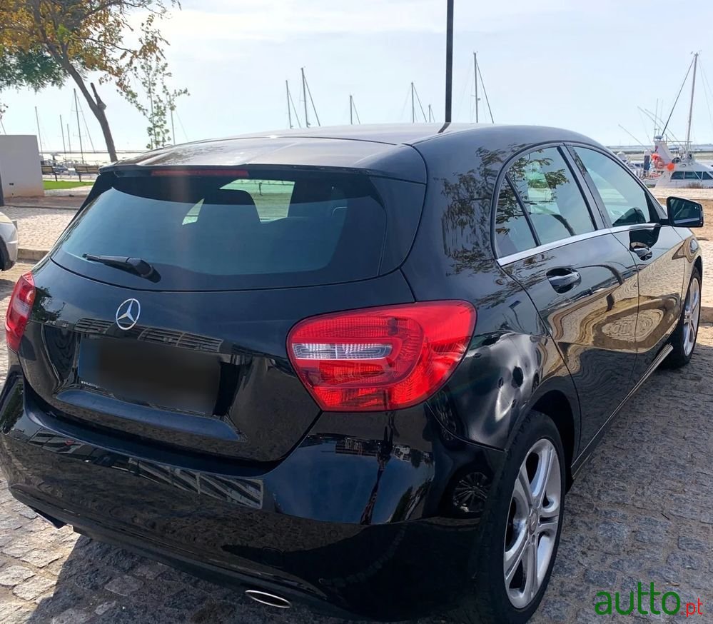 2013' Mercedes-Benz A 180 photo #4