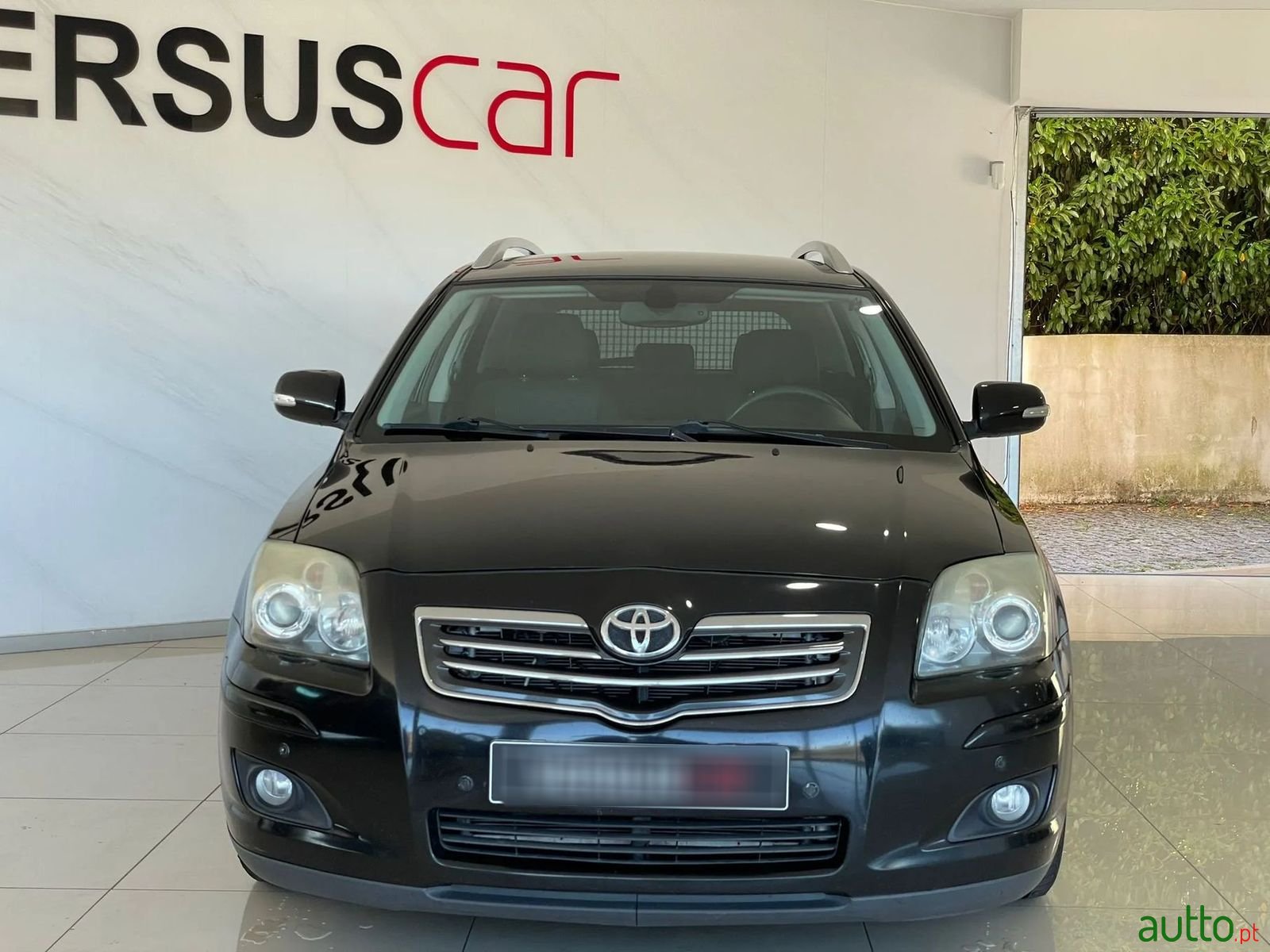 2008' Toyota Avensis Sw photo #2