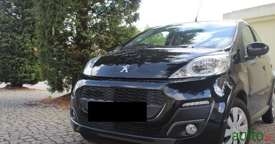 2014' Peugeot 107 1.0 Active Ac photo #1