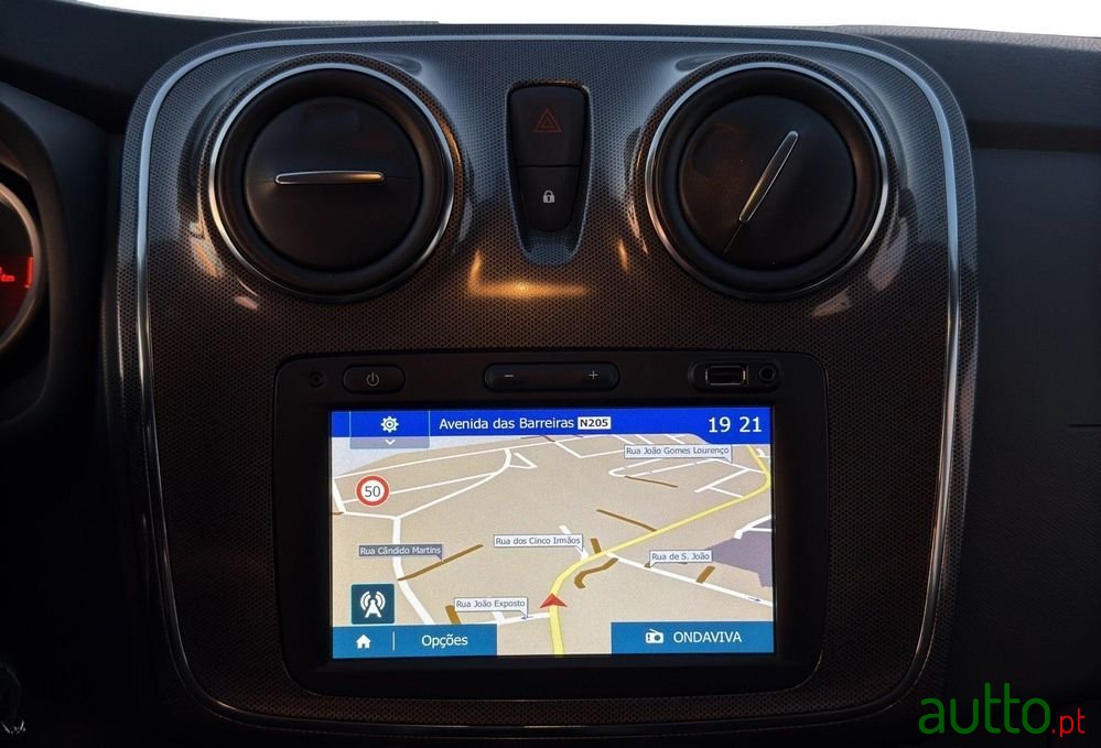 2017' Dacia Sandero 0.9 Tce Stepway Bi-Fuel photo #3