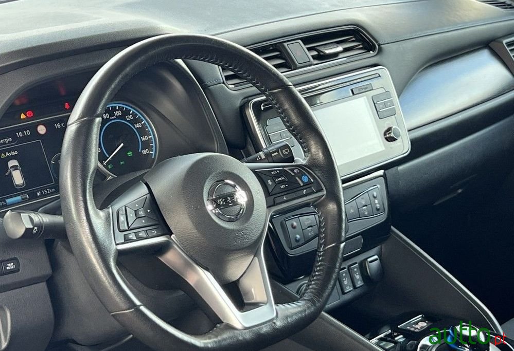 2018' Nissan Leaf photo #5