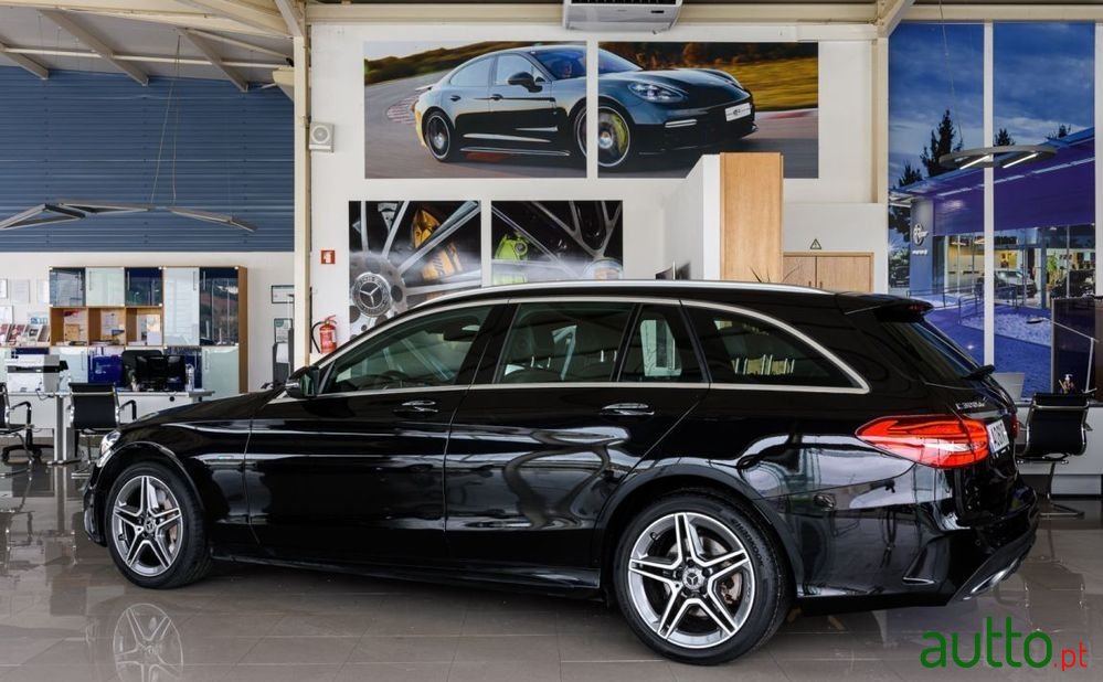 2020' Mercedes-Benz C 300 photo #3