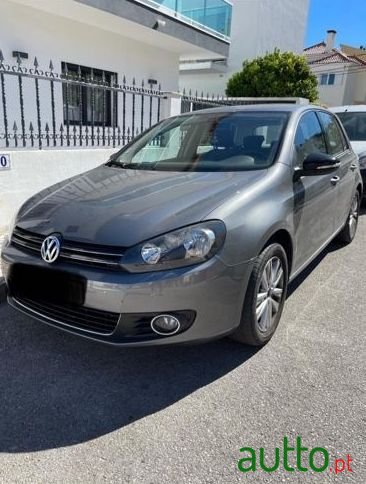 2011' Volkswagen Golf 1.6 Tdi Style Dsg photo #6