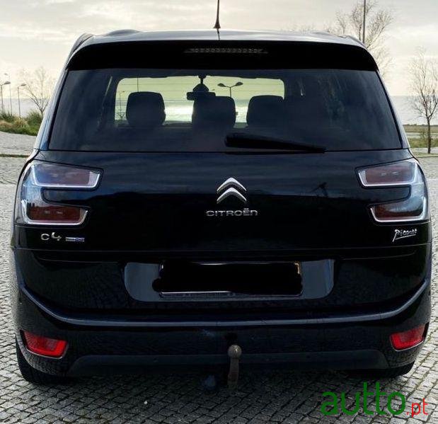 2015' Citroen C4 Grand Picasso Bluehdi photo #3