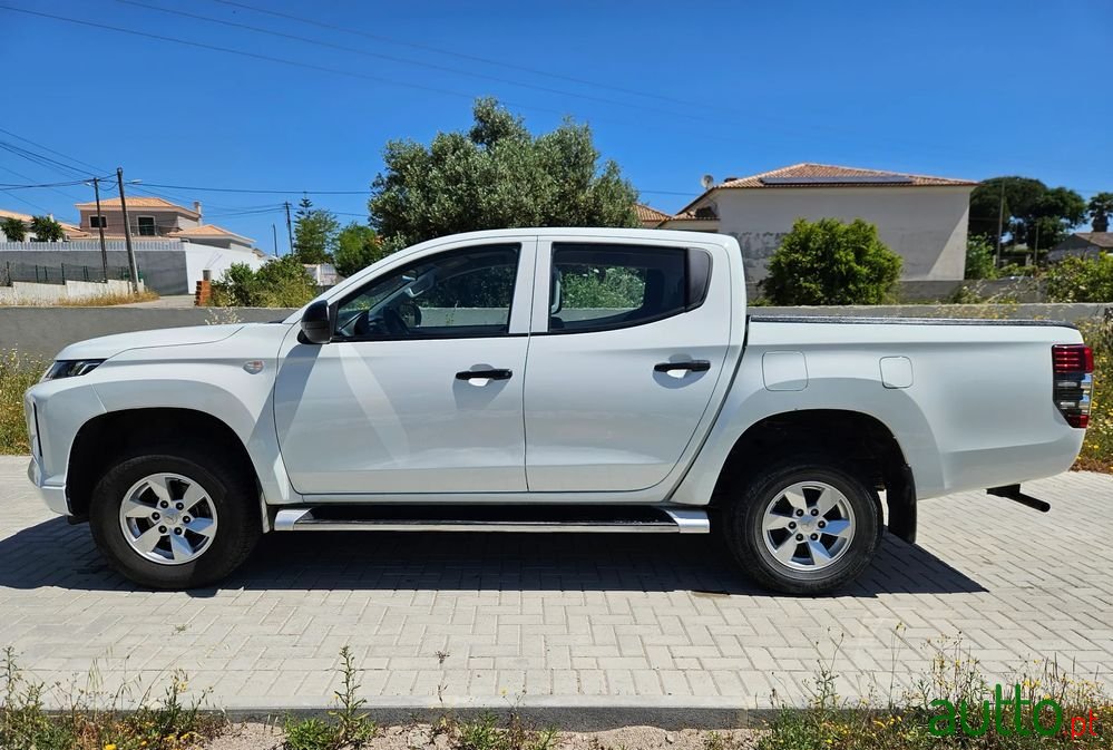 2021' Mitsubishi L200 photo #4
