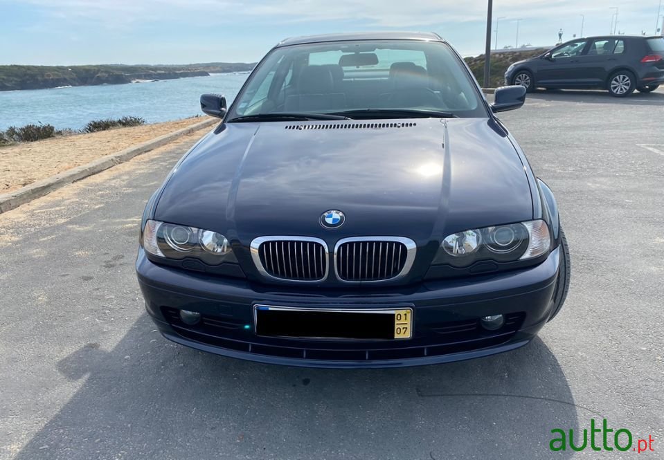 2001' BMW 325 photo #1