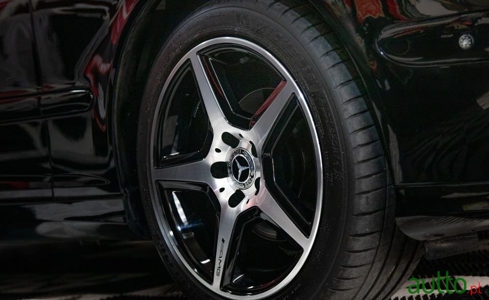 2005' Mercedes-Benz Classe C photo #6
