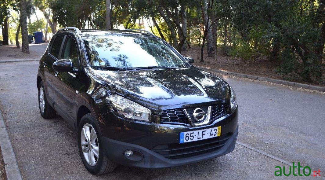 2011' Nissan Qashqai 1.6 Tekna Sport 17 photo #1