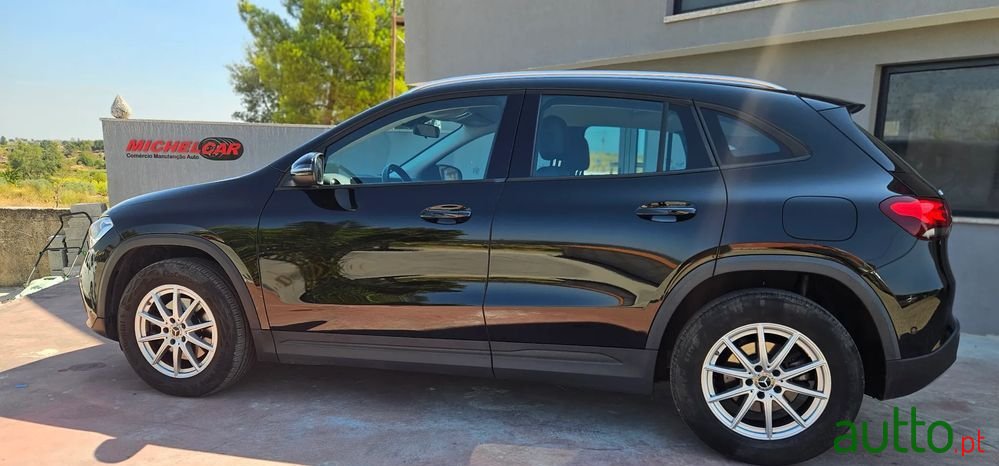 2022' Mercedes-Benz Classe Gla photo #6