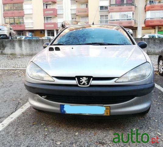 2000' Peugeot 206 photo #1
